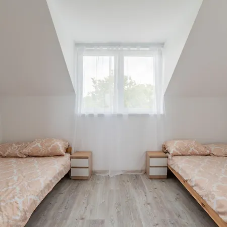Baltichouse Podczele- 8 Os Blisko Morza !!! Sauna, Jacuzzi,grill, Ognisko, Plac Zabaw Dom wakacyjny Kołobrzeg