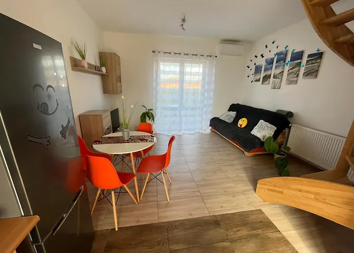 Dom wakacyjny Baltichouse Podczele- 8 Os Blisko Morza !!! Sauna, Jacuzzi,grill, Ognisko, Plac Zabaw Kołobrzeg