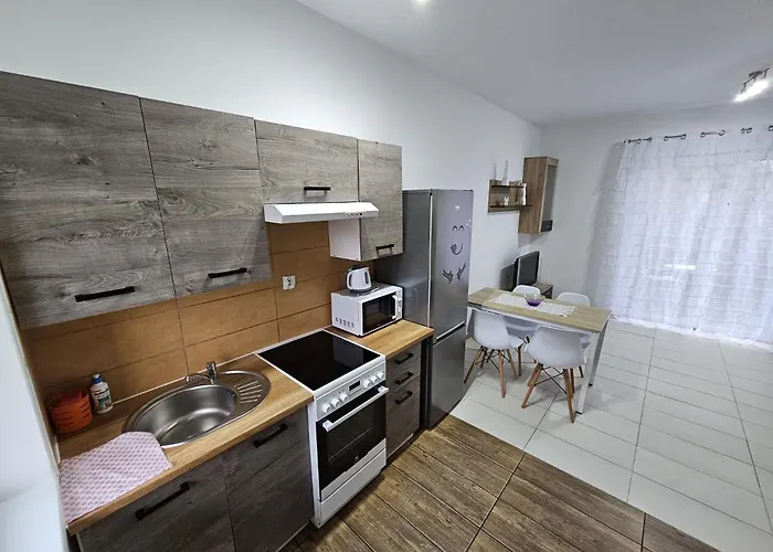 Baltichouse Podczele- 8 Os Blisko Morza !!! Sauna, Jacuzzi,grill, Ognisko, Plac Zabaw Dom wakacyjny